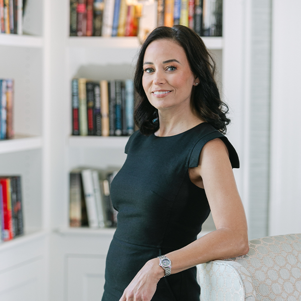 Sara Huiss, Real Estate Advisor, Broker Associate